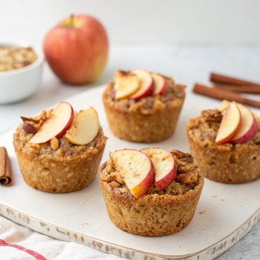 Apple Cinnamon Baked Oatmeal Cups